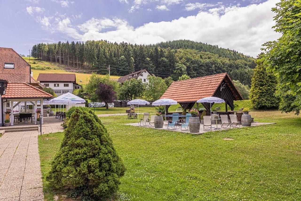 Boutique Wellnesshotel Landmann Steinen  Esterno foto