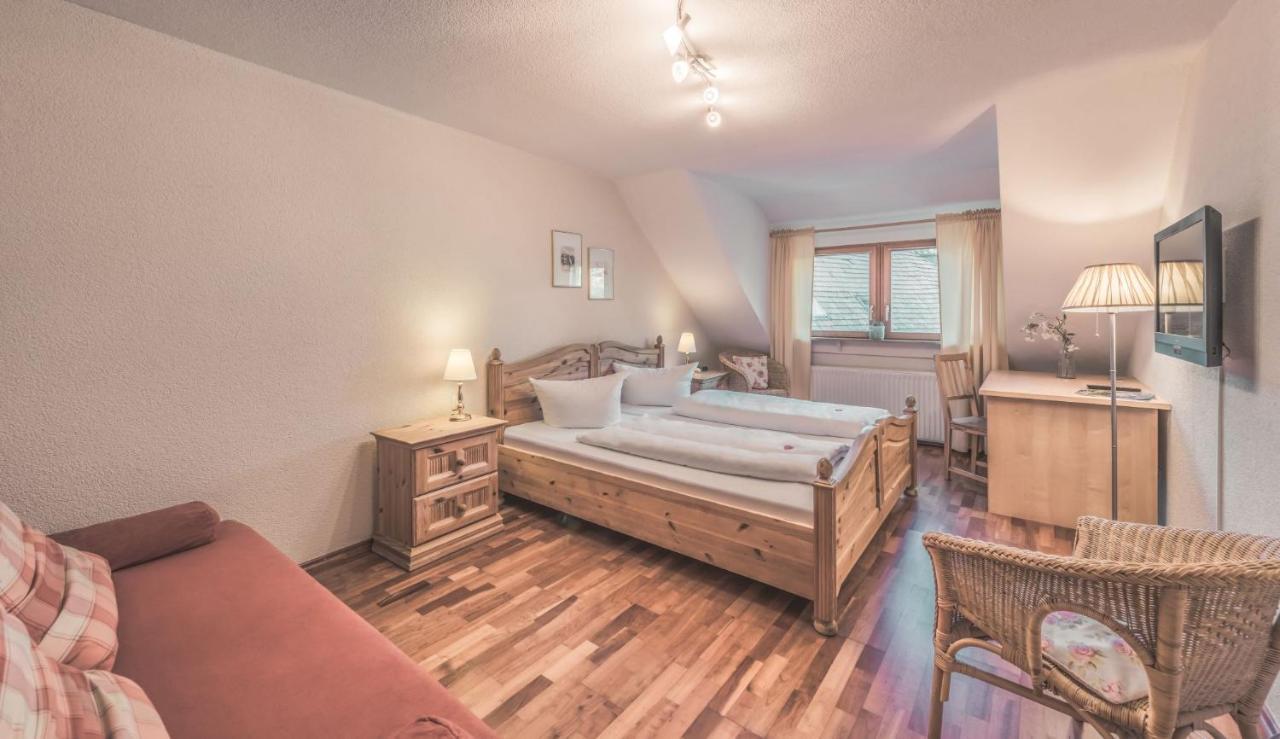 Boutique Wellnesshotel Landmann Steinen  Esterno foto