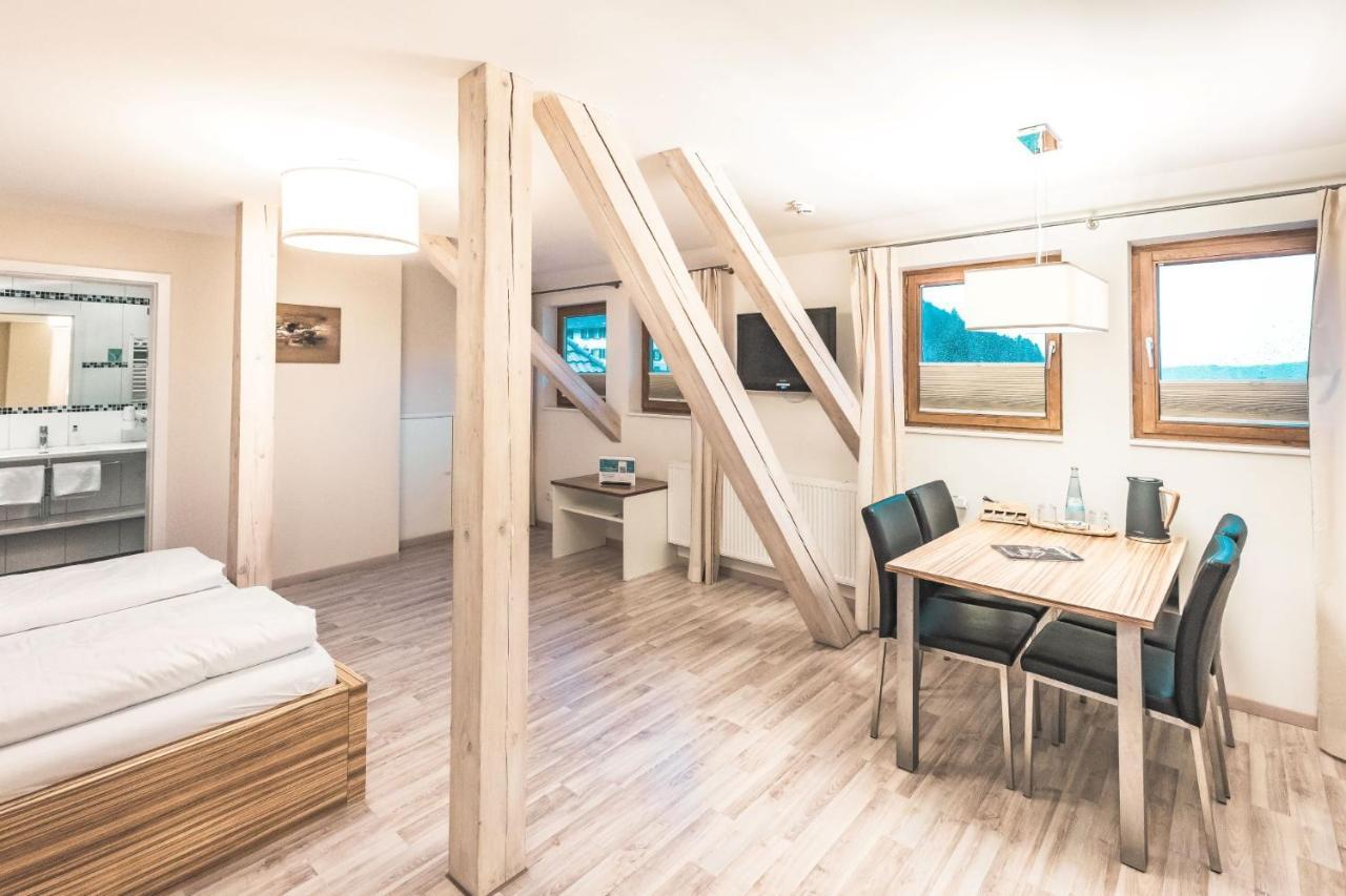 Boutique Wellnesshotel Landmann Steinen  Esterno foto